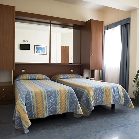 Gabbiano 3* Porto San Giorgio