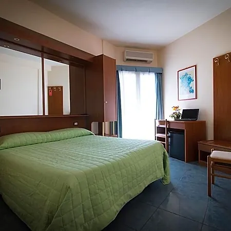 Gabbiano 3* Porto San Giorgio