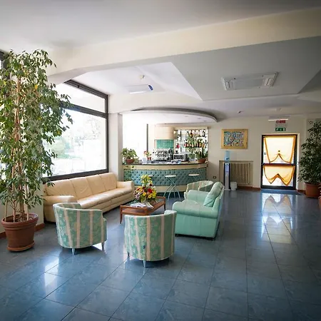 Hotell Gabbiano 3*